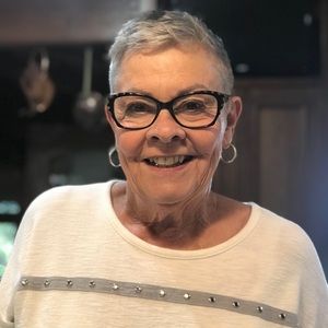 Meet your Posher, Ellen